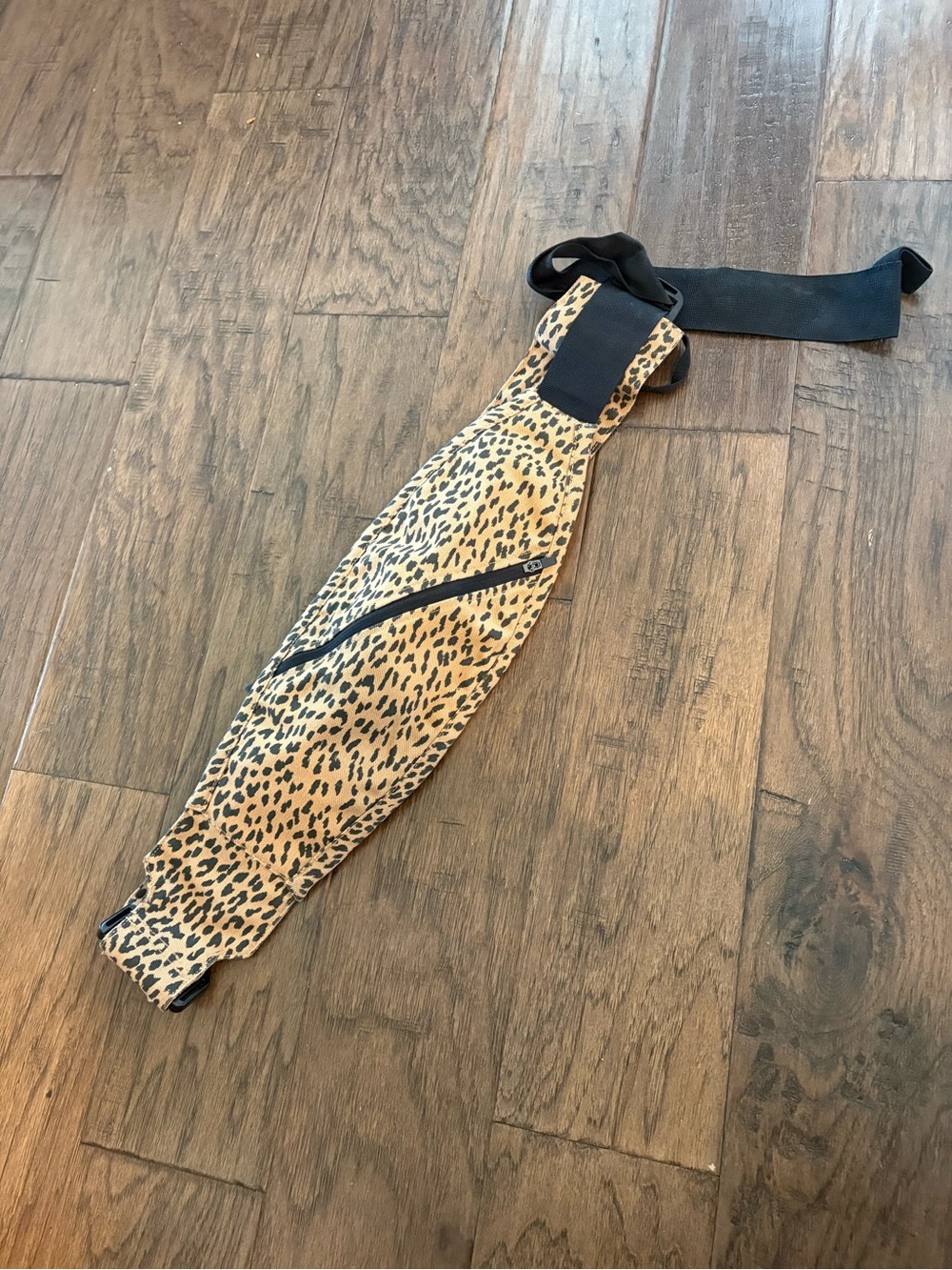 Toddler Carrying Sling  Leopard Print  - Black & Tan